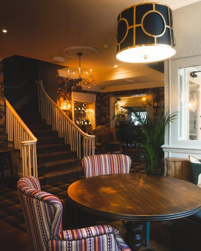 The Swan At Tarporley Hotell Exteriör bild