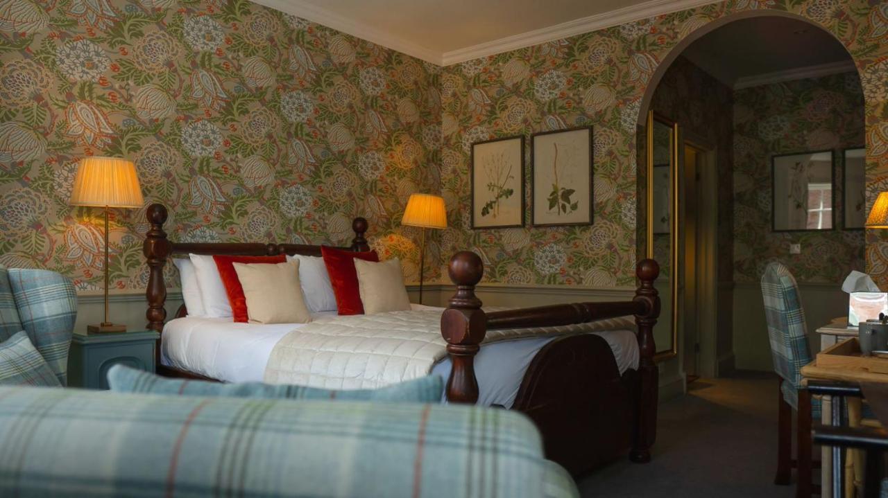 The Swan At Tarporley Hotell Exteriör bild