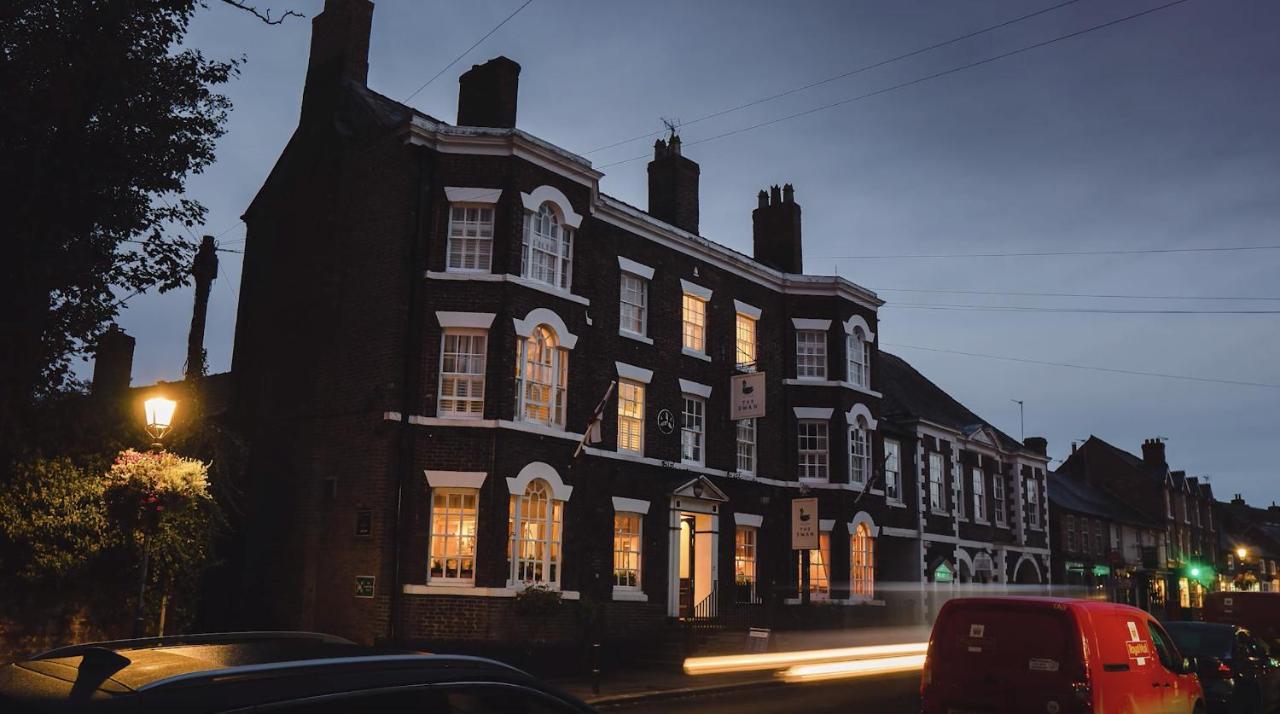 The Swan At Tarporley Hotell Exteriör bild