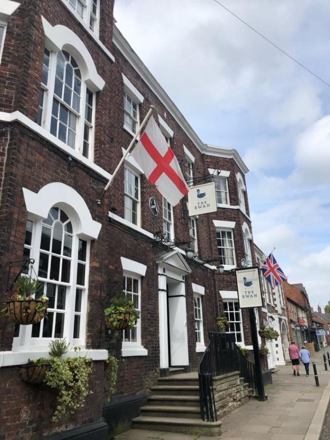 The Swan At Tarporley Hotell Exteriör bild